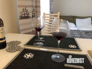 Студия квартира, посуточно, 34м2, 3/3 этаж