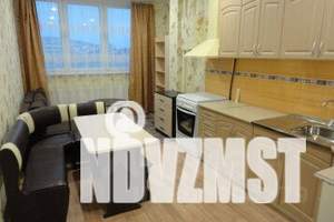 1-к квартира, посуточно, 49м2, 5/10 этаж