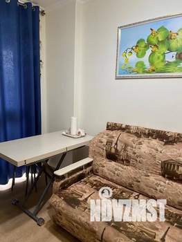 1-к квартира, посуточно, 42м2, 3/3 этаж