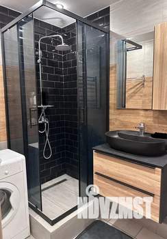 1-к квартира, посуточно, 42м2, 9/16 этаж
