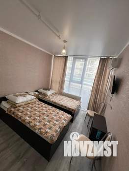 Студия квартира, посуточно, 27м2, 1/12 этаж