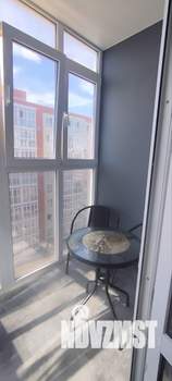 Студия квартира, посуточно, 38м2, 6/8 этаж