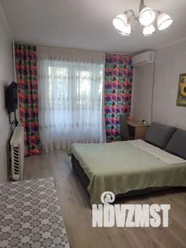 1-к квартира, посуточно, 34м2, 1/5 этаж