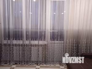 Студия квартира, посуточно, 32м2, 11/20 этаж