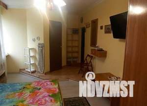 Студия квартира, посуточно, 30м2, 2/5 этаж