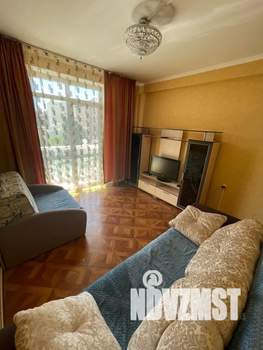 1-к квартира, посуточно, 35м2, 2/6 этаж