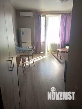 Студия квартира, посуточно, 28м2, 11/21 этаж