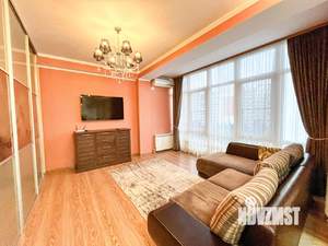 1-к квартира, на длительный срок, 56м2, 5/8 этаж