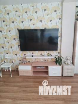 Студия квартира, посуточно, 40м2, 7/10 этаж