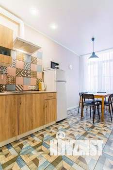 1-к квартира, посуточно, 61м2, 1/1 этаж