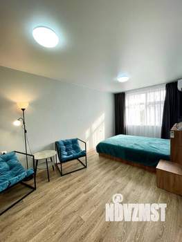 1-к квартира, посуточно, 42м2, 4/7 этаж