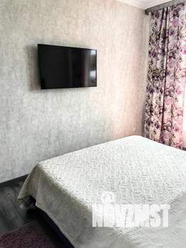 1-к квартира, посуточно, 42м2, 4/9 этаж