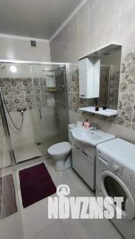 Студия квартира, посуточно, 32м2, 1/16 этаж
