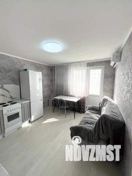 1-к квартира, посуточно, 36м2, 1/1 этаж