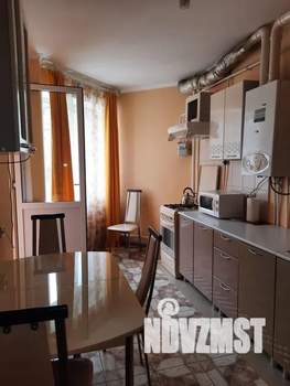 1-к квартира, посуточно, 50м2, 2/9 этаж