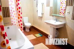 4-к квартира, посуточно, 152м2, 2/3 этаж