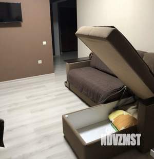 2-к квартира, посуточно, 52м2, 1/18 этаж
