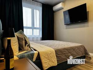 1-к квартира, посуточно, 37м2, 1/8 этаж