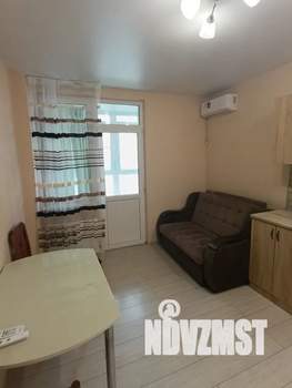 1-к квартира, посуточно, 42м2, 3/6 этаж