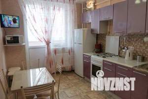 1-к квартира, посуточно, 42м2, 6/9 этаж