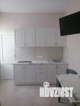 Студия квартира, посуточно, 30м2, 1/3 этаж