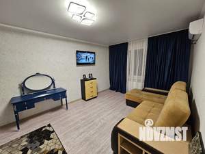 1-к квартира, посуточно, 40м2, 6/18 этаж