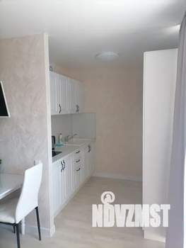 Студия квартира, посуточно, 28м2, 5/7 этаж