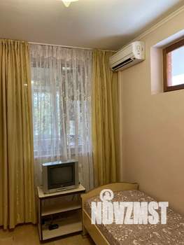 2-к квартира, посуточно, 40м2, 2/3 этаж