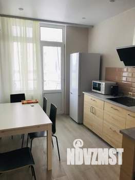 1-к квартира, посуточно, 36м2, 6/15 этаж