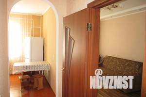 1-к квартира, посуточно, 35м2, 4/9 этаж