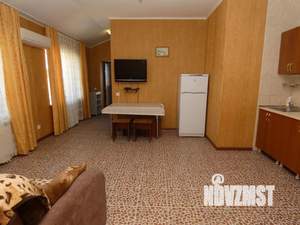2-к квартира, посуточно, 60м2, 3/3 этаж
