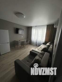 1-к квартира, посуточно, 38м2, 13/17 этаж