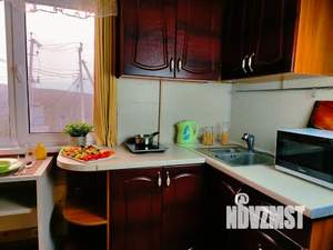 2-к квартира, посуточно, 55м2, 1/1 этаж
