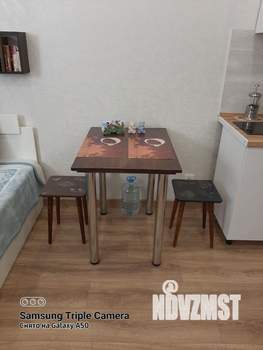 Студия квартира, посуточно, 27м2, 1/8 этаж