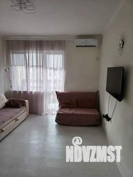 2-к квартира, посуточно, 40м2, 3/3 этаж