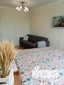 1-к квартира, посуточно, 38м2, 12/17 этаж