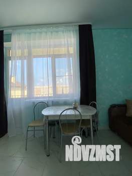 1-к квартира, посуточно, 37м2, 2/4 этаж