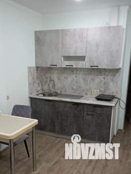 Студия квартира, посуточно, 35м2, 7/20 этаж