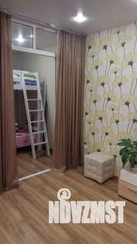 Студия квартира, посуточно, 40м2, 7/10 этаж