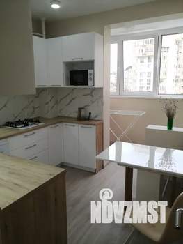 1-к квартира, посуточно, 34м2, 5/10 этаж