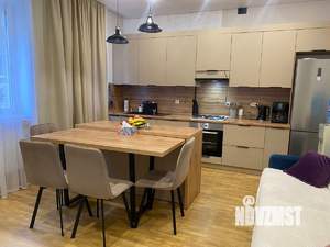 2-к квартира, посуточно, 65м2, 1/1 этаж