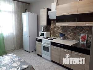 1-к квартира, посуточно, 45м2, 3/6 этаж