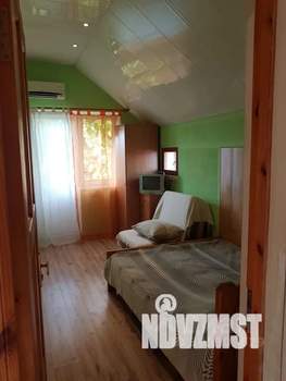 2-к квартира, посуточно, 40м2, 3/3 этаж
