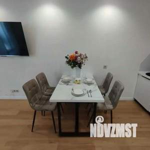 1-к квартира, посуточно, 37м2, 1/1 этаж