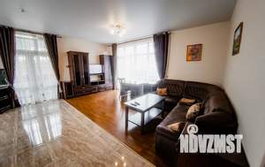 3-к квартира, посуточно, 80м2, 1/1 этаж