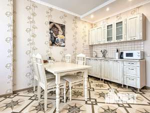 1-к квартира, посуточно, 58м2, 5/10 этаж