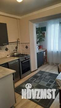 1-к квартира, посуточно, 40м2, 4/9 этаж