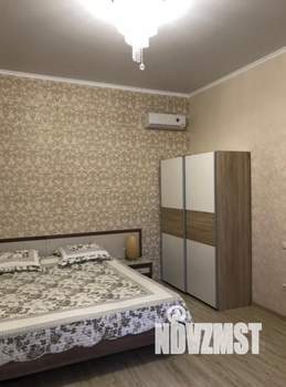 1-к квартира, на длительный срок, 63м2, 1/4 этаж