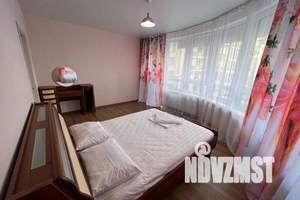 2-к квартира, посуточно, 48м2, 1/1 этаж