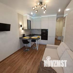 Студия квартира, посуточно, 25м2, 13/14 этаж